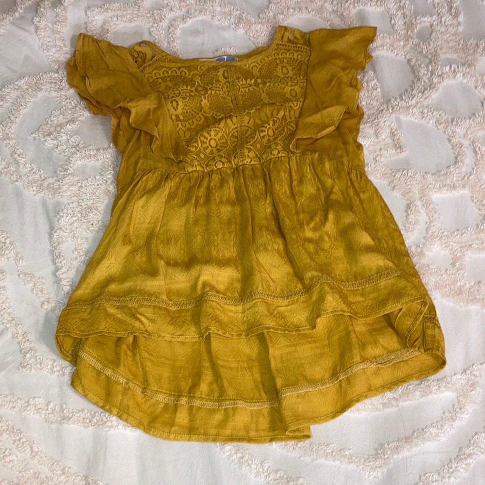 Jolt yellow tank